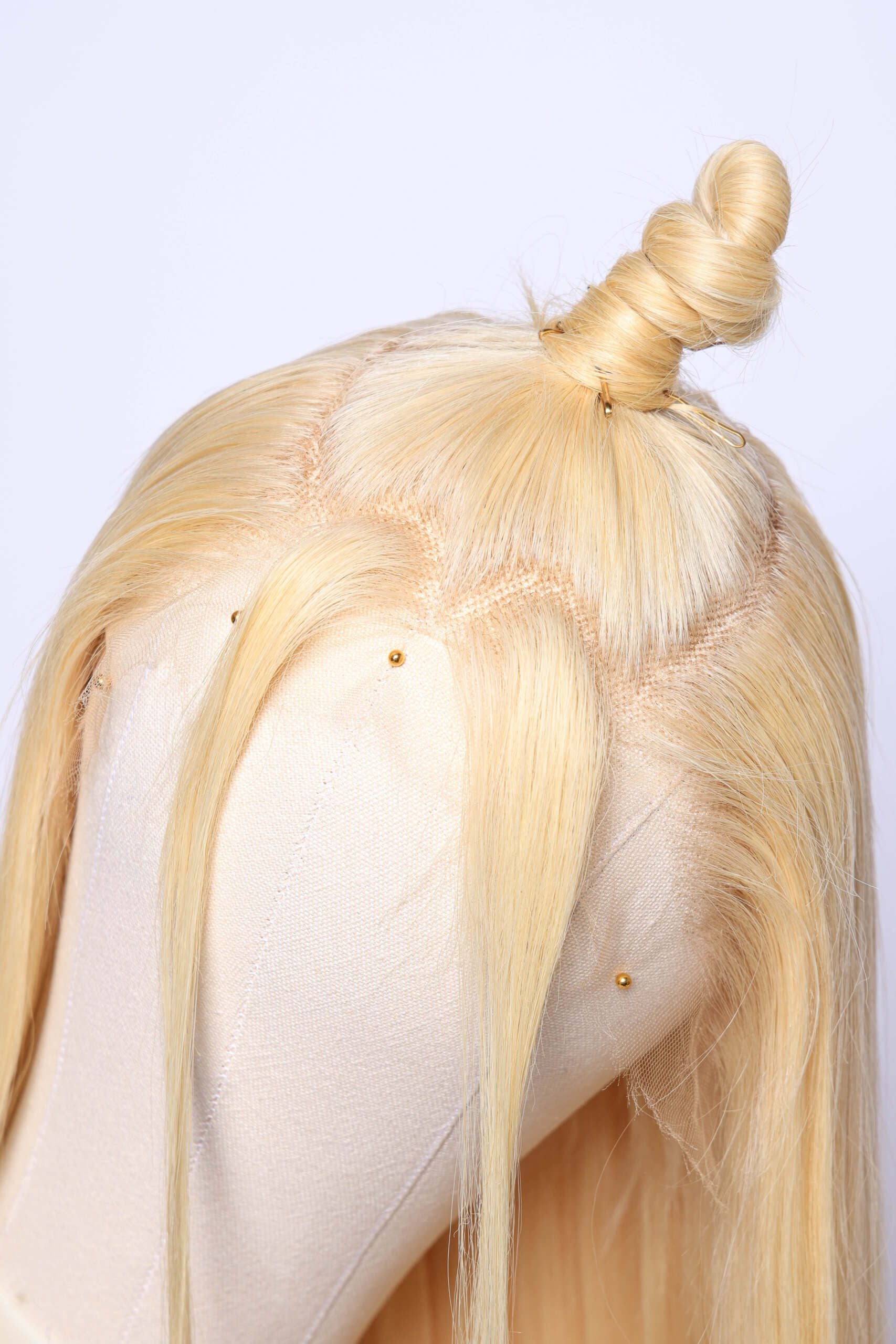 straight blonde wig front